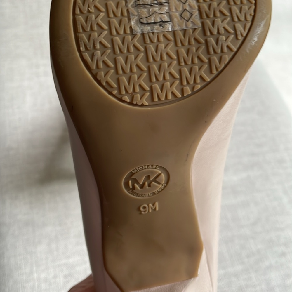 MICHAEL Michael Kors Blush Pink Pointed-Toe Leather Pumps - Picture 12 of 13